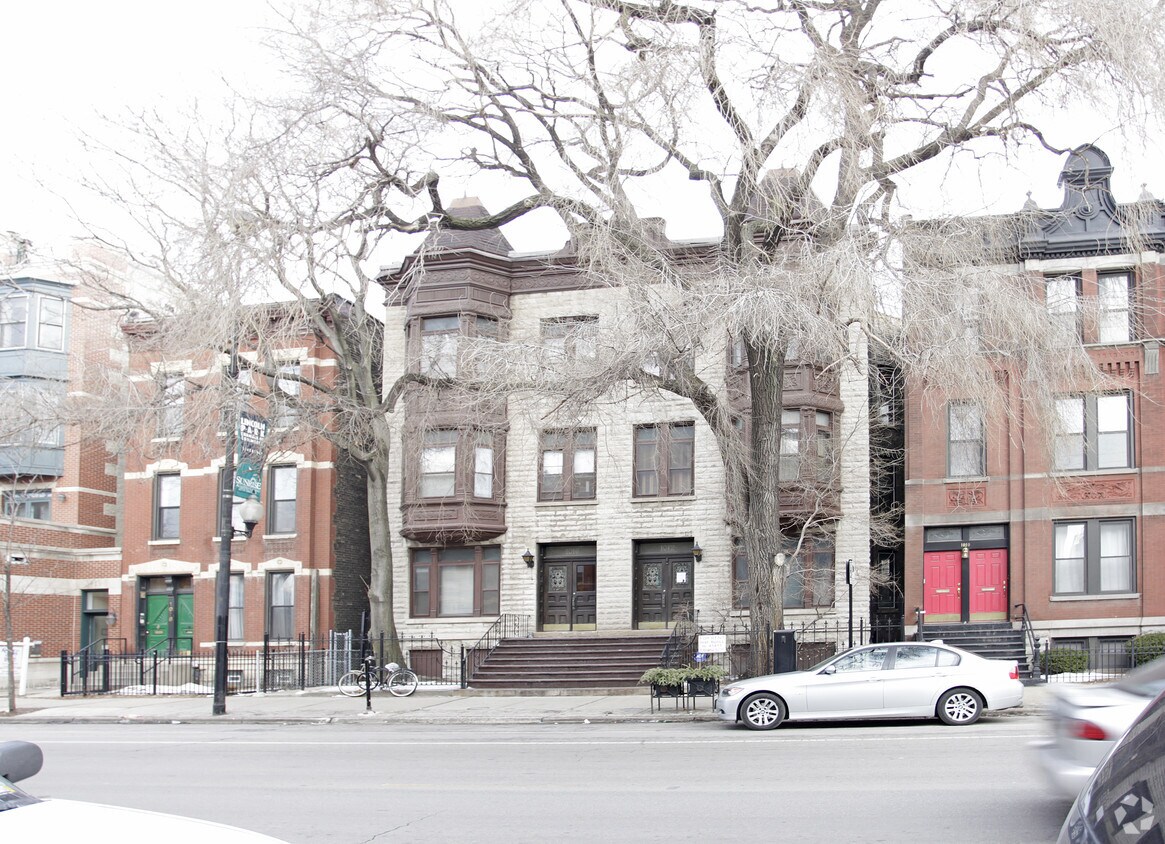 Foto del edificio - 1012-1016 W Armitage Ave