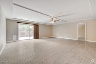 Building Photo - 6402 Parrot Ridge Ct