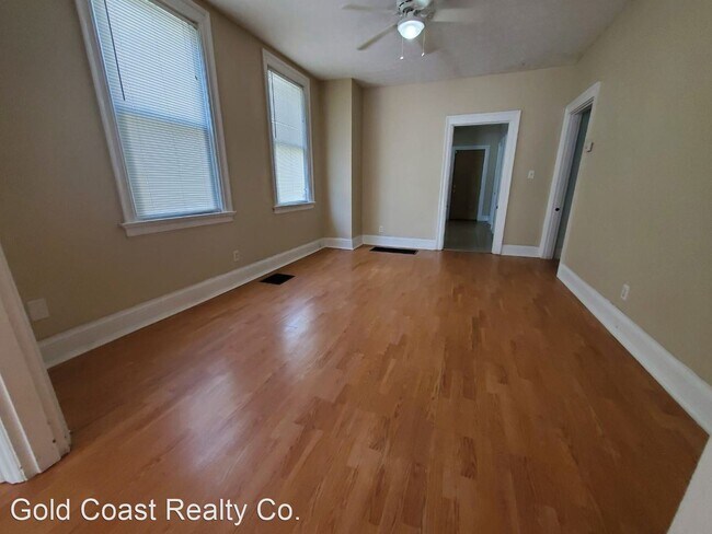 Building Photo - 754 Ross Ave