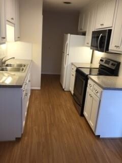 Foto del edificio - 825 Brentwood Point
