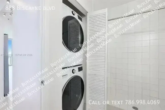 Foto del edificio - 888 Biscayne Blvd