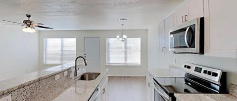 Foto del edificio - 10721 Edgewest Terrace