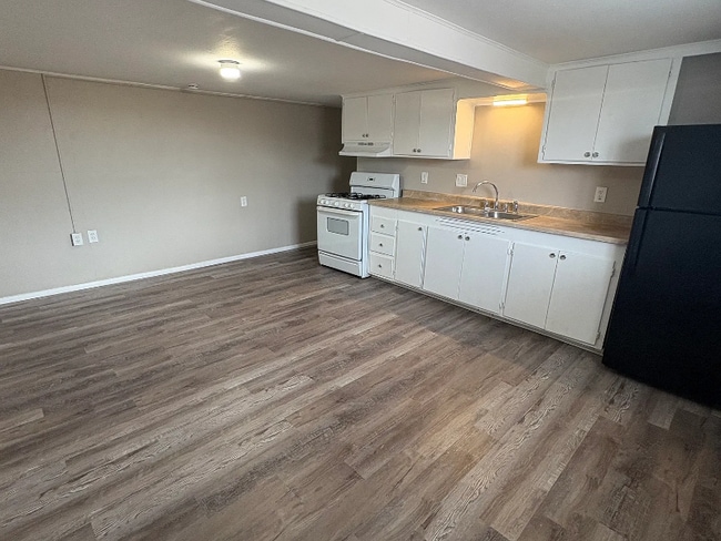 Photo - 1089 W Schafer Dr Apartment