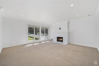 Building Photo - 509 Fernleaf Ave