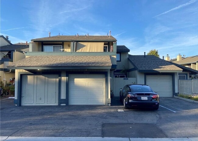 Building Photo - 16602 Algonquin St