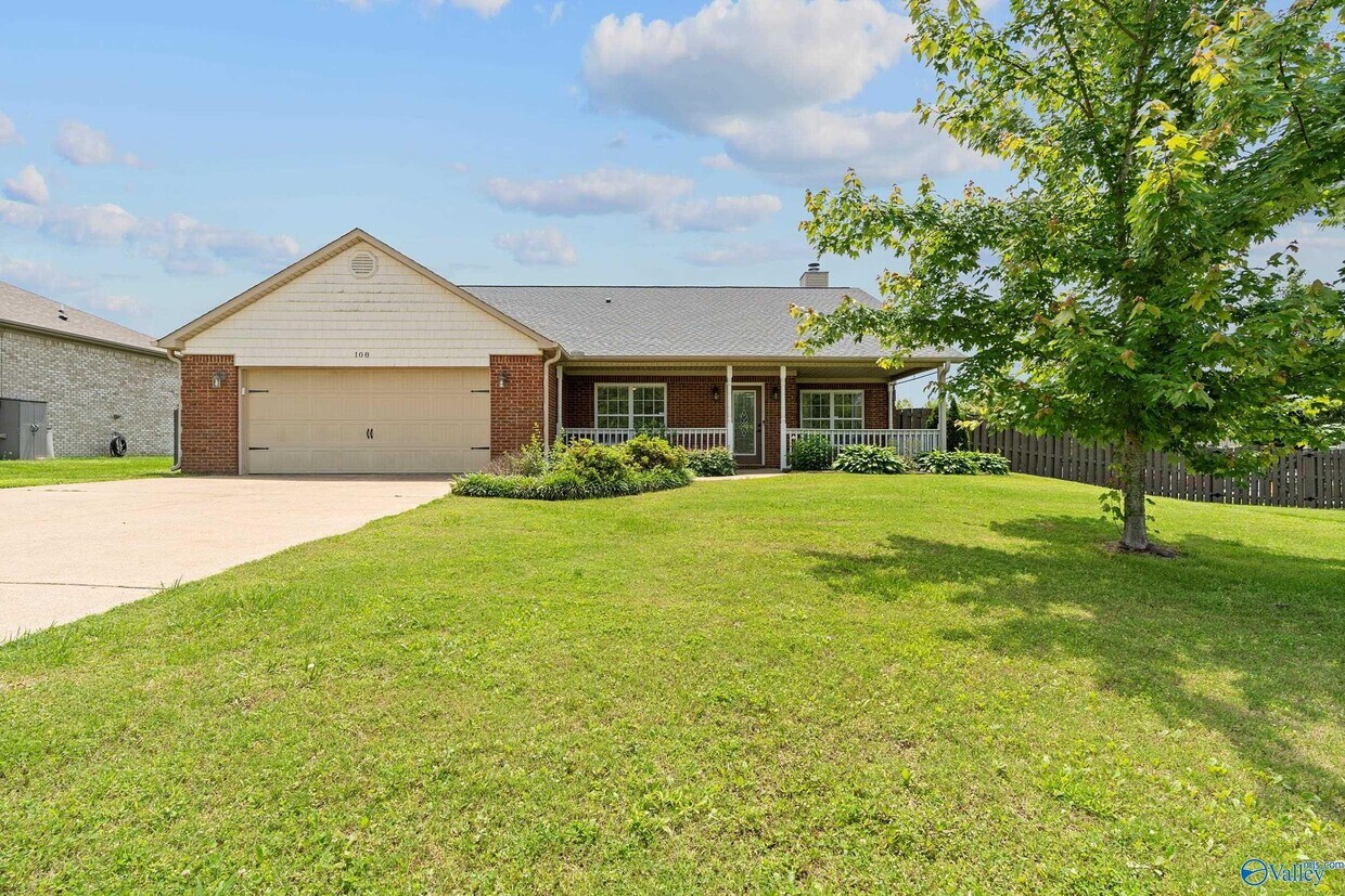 Foto principal - 108 Landings Way Dr