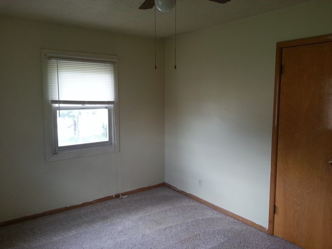 Bedroom - 1102 Cody Ave