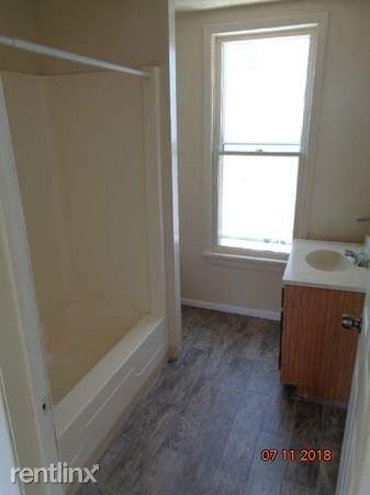 Building Photo - 3 br, 2 bath House - 26 Hertel St