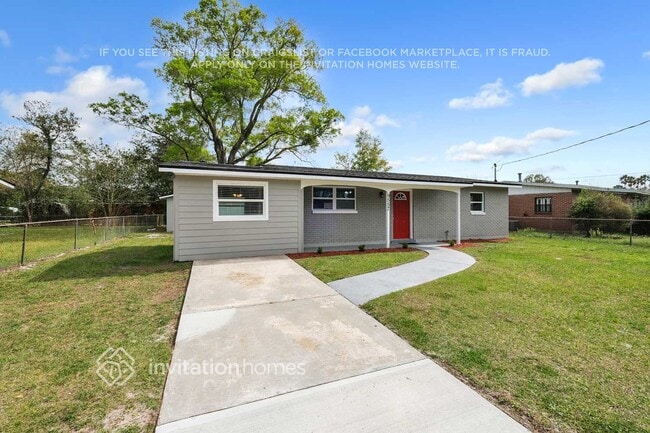 Building Photo - 9557 Priory Ave