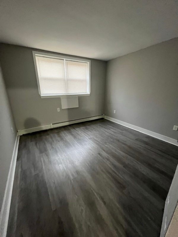 Building Photo - 133 Cleveland St