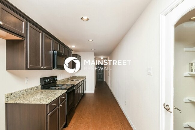 Building Photo - 3 Bedroom Pet-Friendly Home in FORT WORTH,...