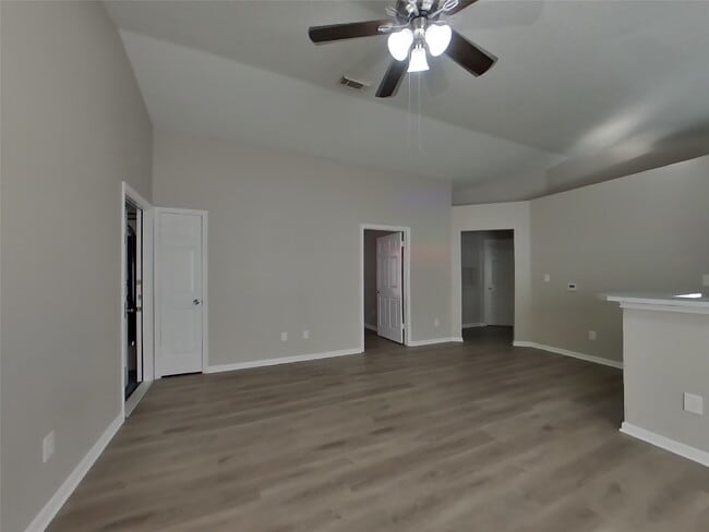 Building Photo - 3134 Boynton Dr