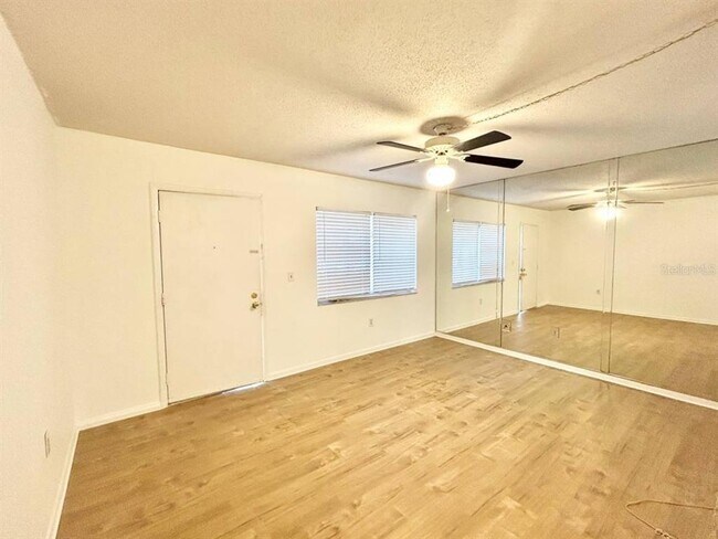 Building Photo - 2420 Winding Creek Blvd
