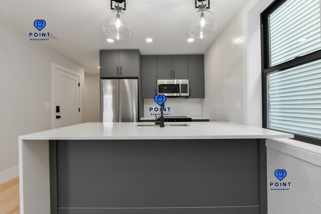 Foto del edificio - 516 Sumner St