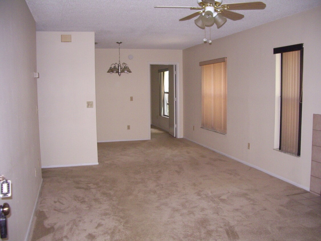Building Photo - 3148s
