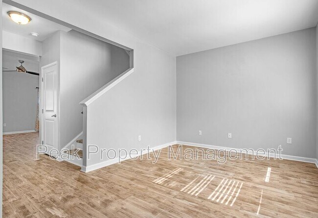 Building Photo - 8843 Proctors Run Dr
