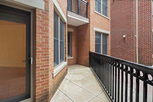Foto del edificio - 126 Dudley St