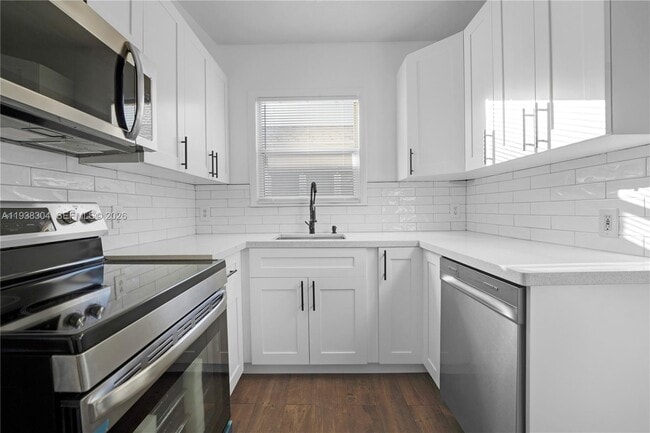 Building Photo - 1505 Monroe St