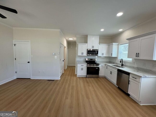 Foto del edificio - 125 Indiana Ave