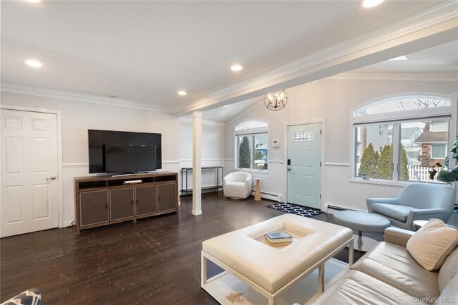 Foto del edificio - 6 Charles Pl