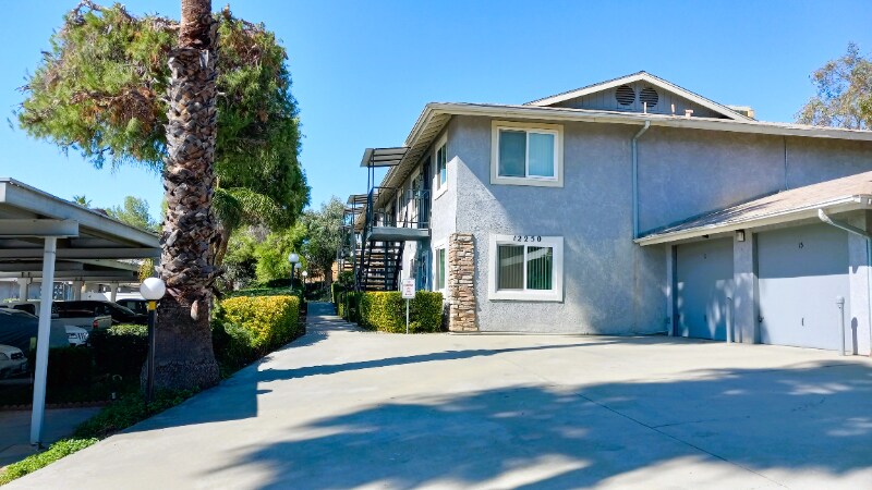 Foto principal - 12250 17th St