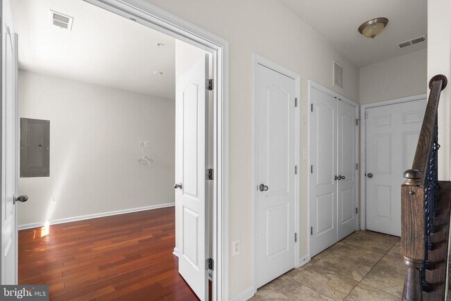 Foto del edificio - 3714 Foote St NE