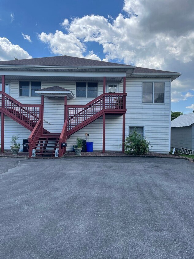 244 South St Unit 234 South Street, Nazareth, PA 18064 Room for Rent