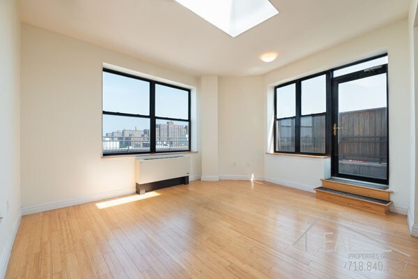 Primary Photo - 150 Clermont Avenue #PH6R
