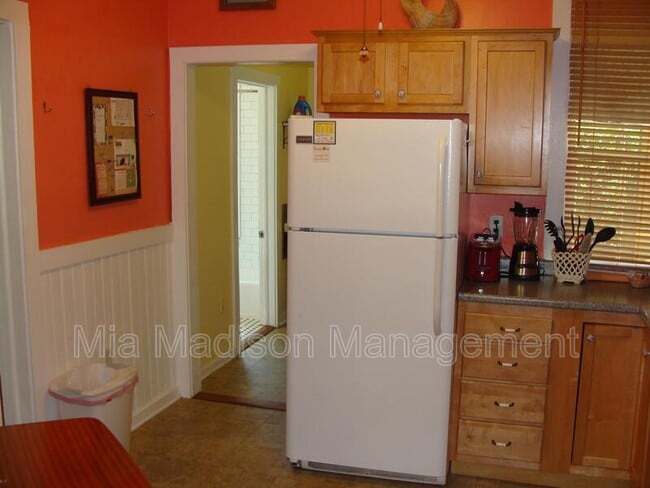 Foto del edificio - 547 E Macon St