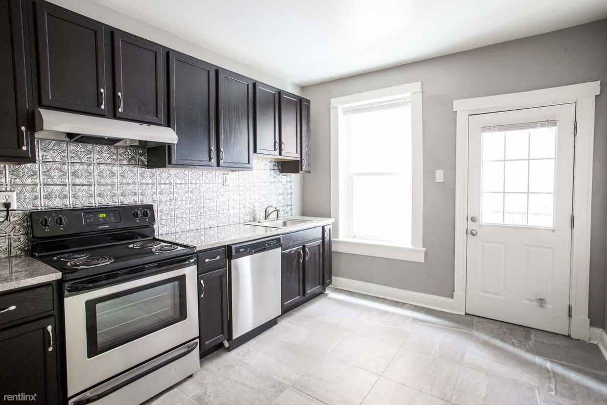 Foto principal - 3906 Lindell Blvd