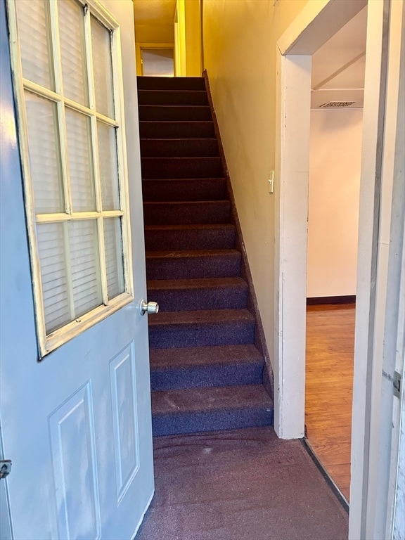 Building Photo - 331-333-333 E Main St