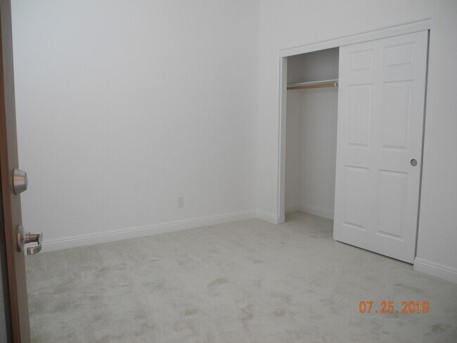 Foto del edificio - 1051 Whitworth Ave