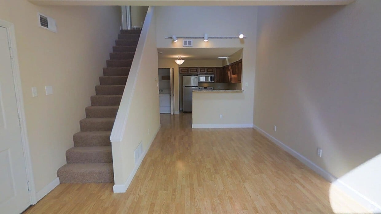 Photo - Peachtree Apartments
