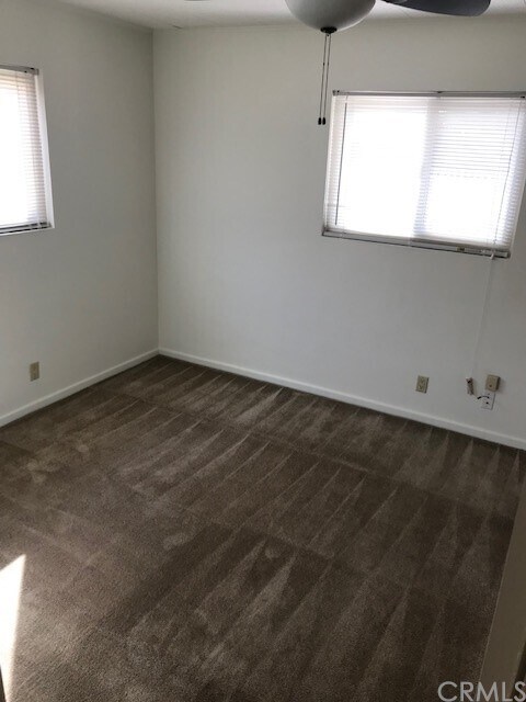 Building Photo - 521 N Taormina Dr
