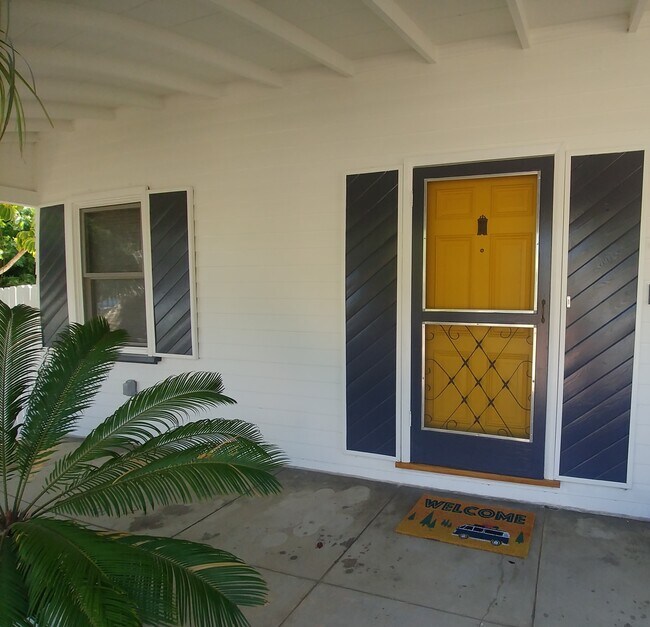 Foto del edificio - 3555 Colonial Ave