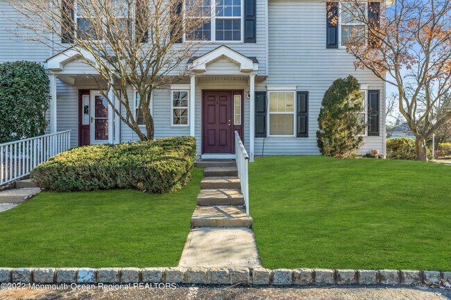 Foto del edificio - 653 Windflower Ct