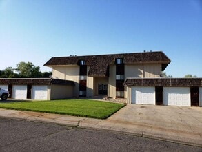 Building Photo - 1491 Sourdough Ln