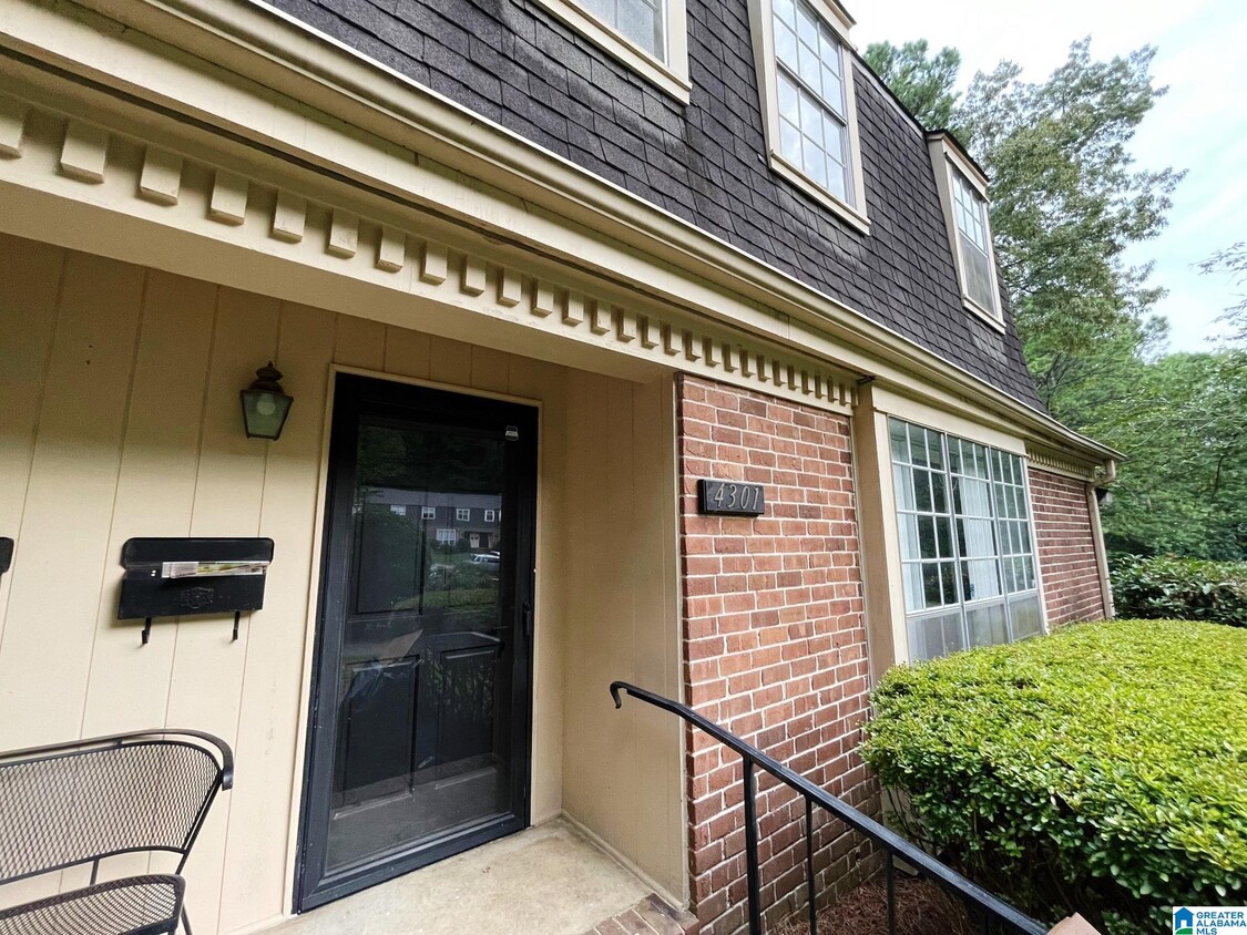 Foto principal - 4301 Little River Rd