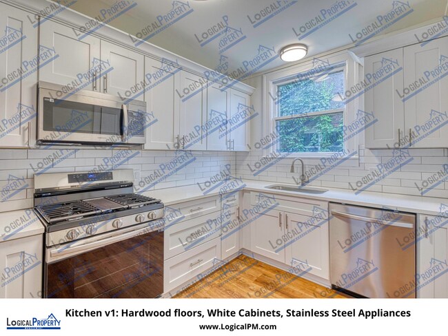 Foto del edificio - 2/1 Lower Flat W/ Basement, Stove & Fridge