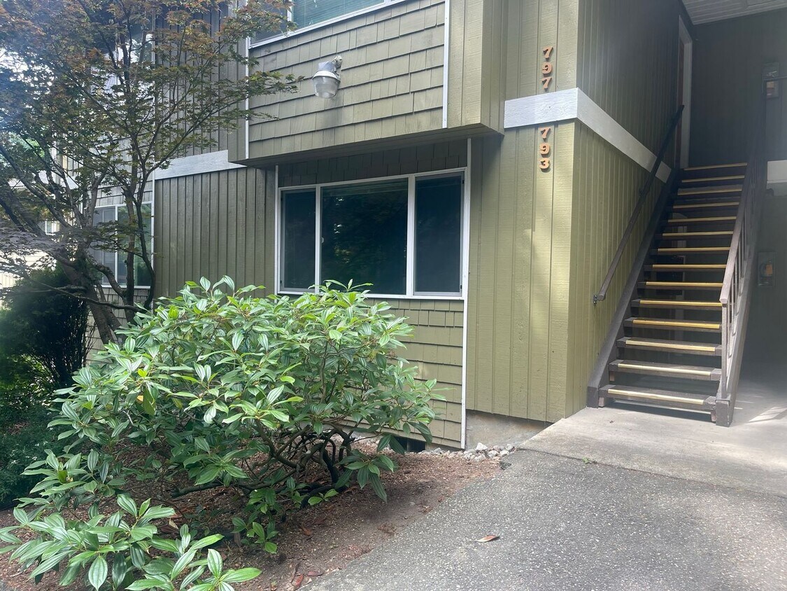 Foto principal - 79X Four Plex