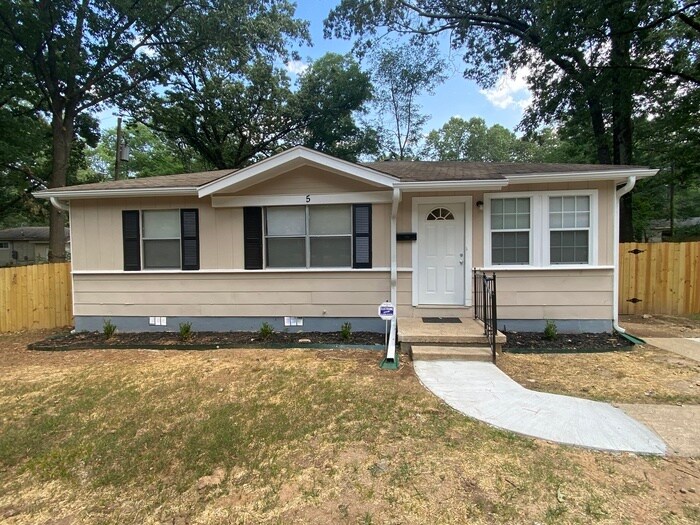 Primary Photo - 5 London Circle Little Rock AR 72209