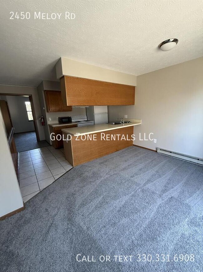 Foto del edificio - 2450 Meloy Rd