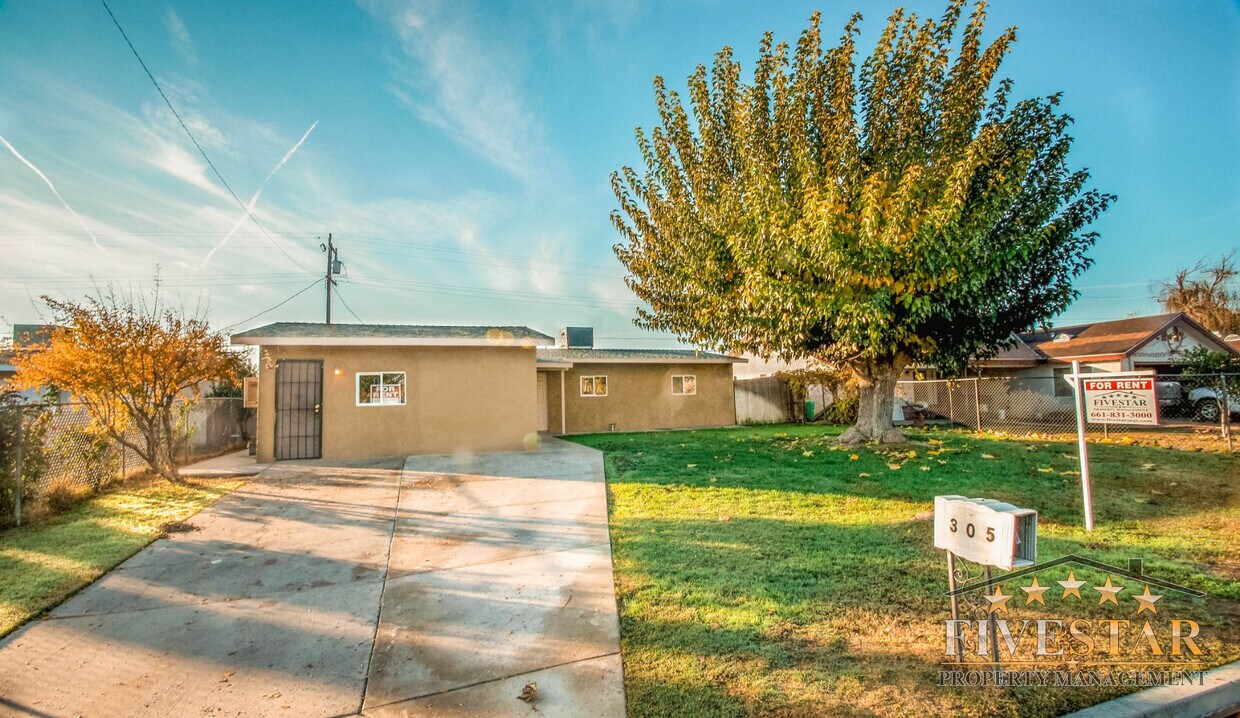 305 Buckley Ave, Bakersfield, CA 93307 House Rental in Bakersfield