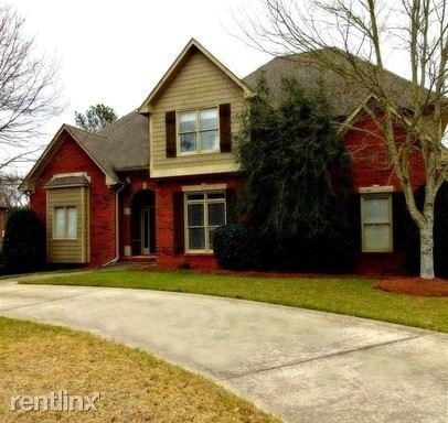Primary Photo - 717 Lake Crest Dr
