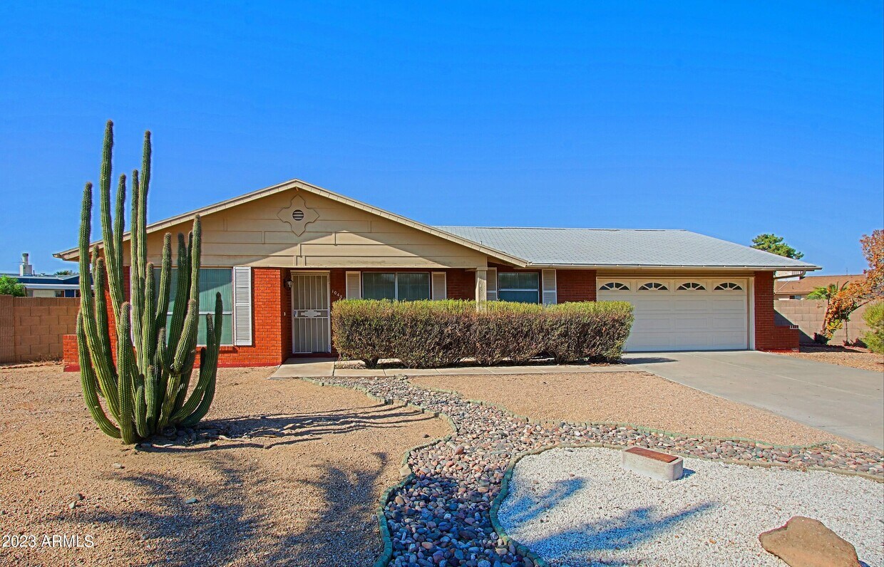 10434 W Lawrence Ln, Peoria, AZ 85345 House Rental in Peoria, AZ