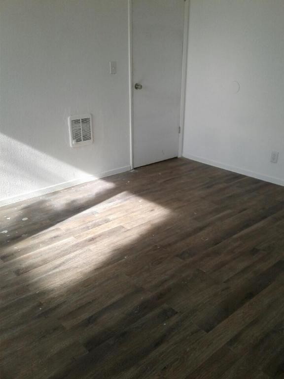 Building Photo - 851 N Bengston Ave