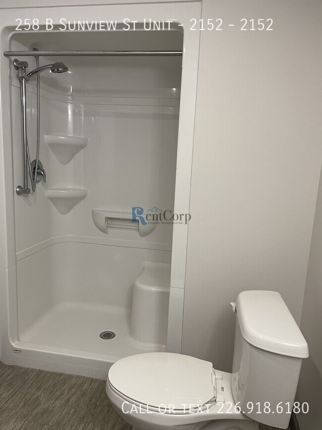 Photo du bâtiment - 258B Sunview St