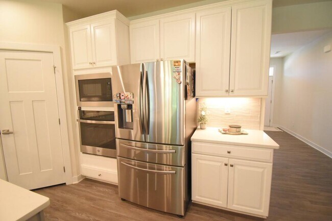 Foto del edificio - 7200 Eagles Nest Ln