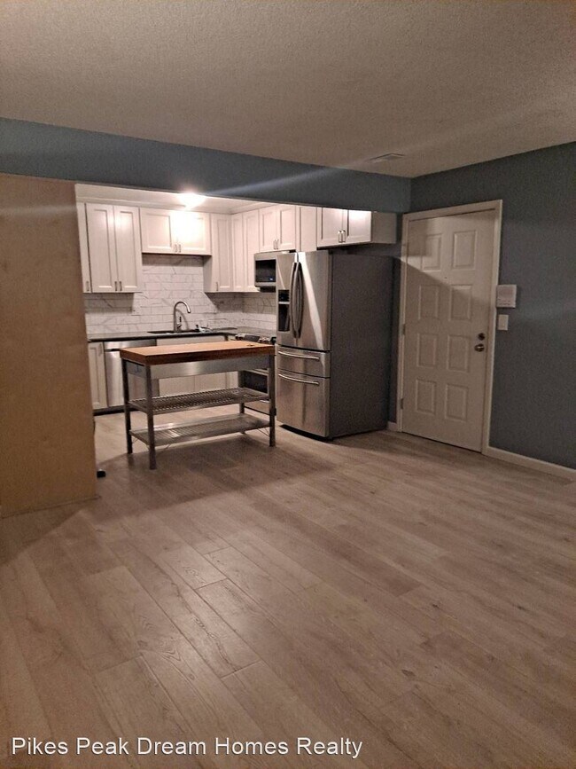 Foto del edificio - 2 br, 1 bath House - 6474 McNichols Court #3