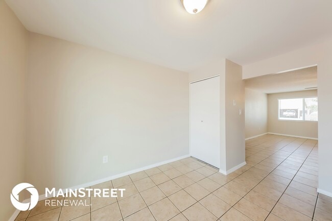 Foto del edificio - 6343 W Cypress St